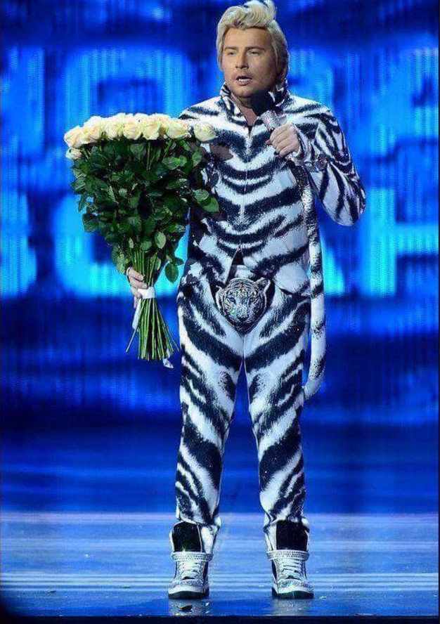 Cat Style, Reptilien, tiger crap, VTT. This cat fell into the apple this real enough costume humanoid reptilian snake if I see this in the night before I took a