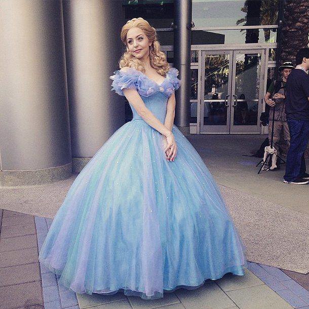 Cosplay comp. Stormtroopers family Hadouken Street fighter Adventure time Frozen Bugs Bunny Cinderella Dragons Erwin Smith - Attack On Titan Cosmo and Wanda - F