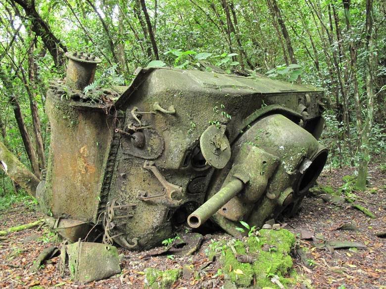 old warriors at peace 3/3. Comp 1 /channel/military/Old+warriors+at+peace+1+3/YjmfLLw Comp 2 /channel/military/Old+warriors+at+peace+2+3/xjmfLkw/.. The first picture depicts a T28GMC as it was found in a wooded clearing at Fort Belvoir in 1974 before it was given a cosmetic restoration and put on display. T
