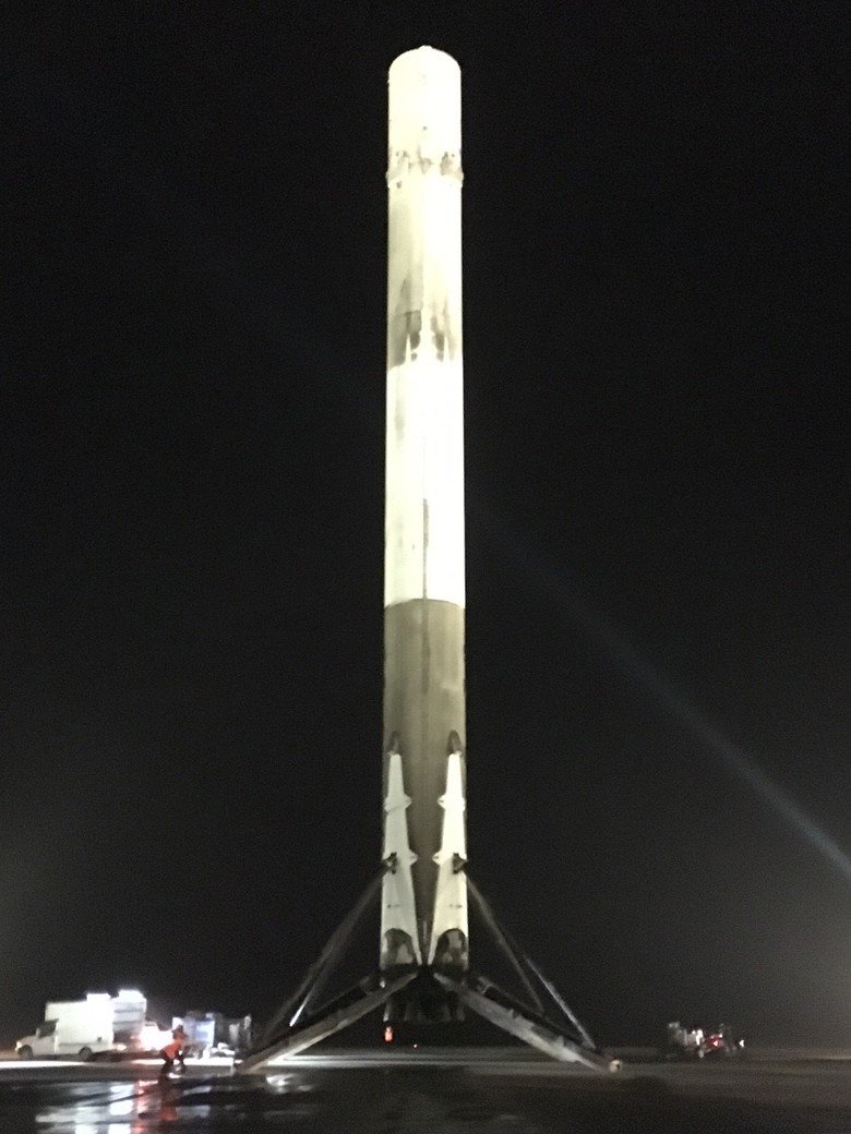 Science of 2015. January Astronomers discovered an exoplanet with a gigantic ring system that is 200 times larger than that around Saturn. February The number o